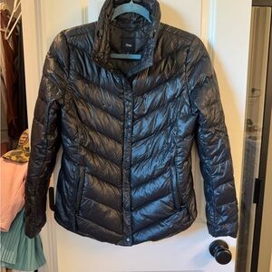 GAP Women's Shiny Black Puffer Coat